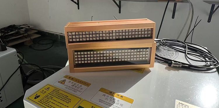 Comparison of Advantages and Disadvantages Between Traditional LightSources and LEDUV