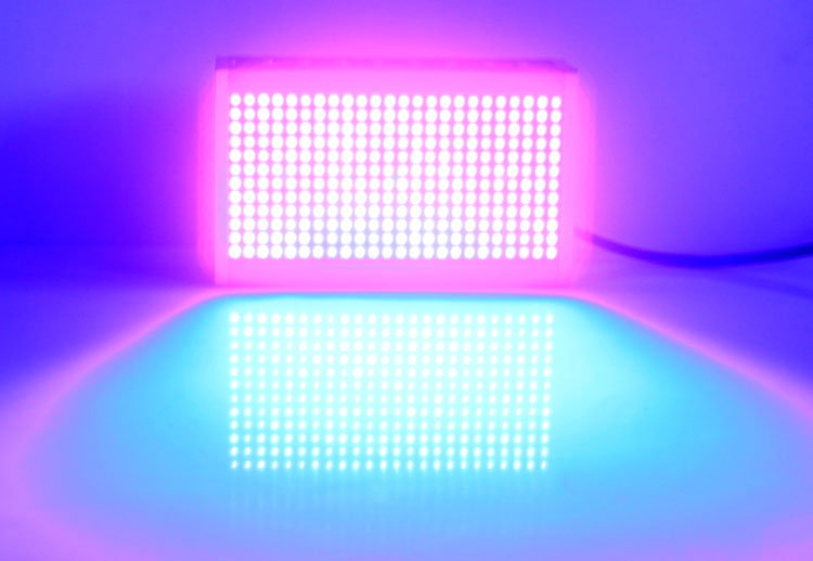 Creating Tactile Relief Effects on Glass with LED-UV Curing