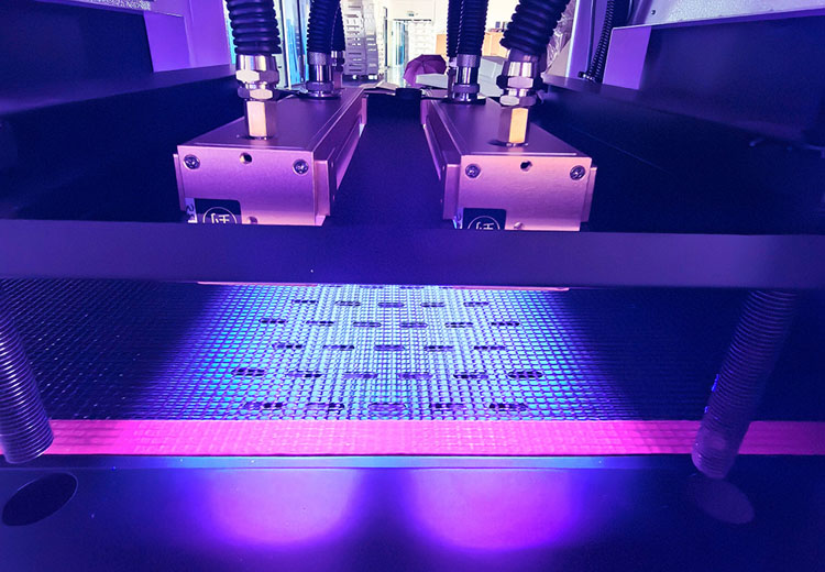 Key Advantages of LED UV Curing for Screen Printing UV Ink on Heat-Sensitive Plastic Products