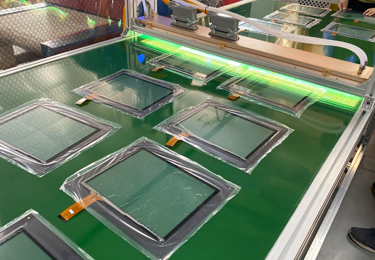 How a UV Lamp Cures UV Ink and UV Glue in Industrial Production