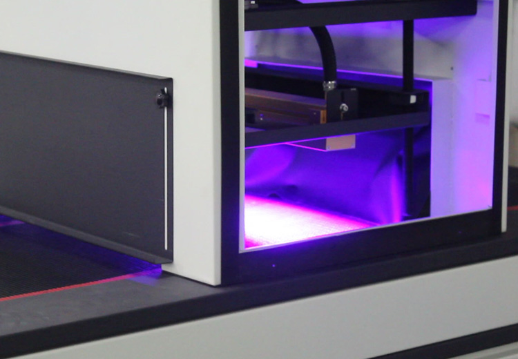 High-Energy UV Output: How Dark Inks Dry in One Pass and Yield Stays High